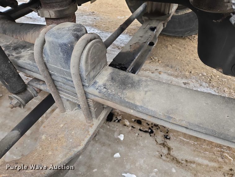 image for item EB1221 2016 Kenworth T800 box truck