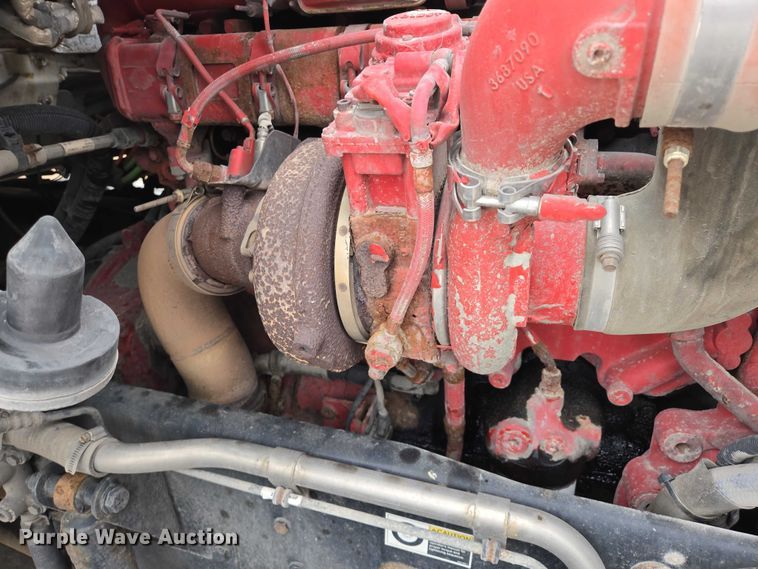 image for item EB1221 2016 Kenworth T800 box truck