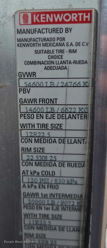 image for item EB1221 2016 Kenworth T800 box truck