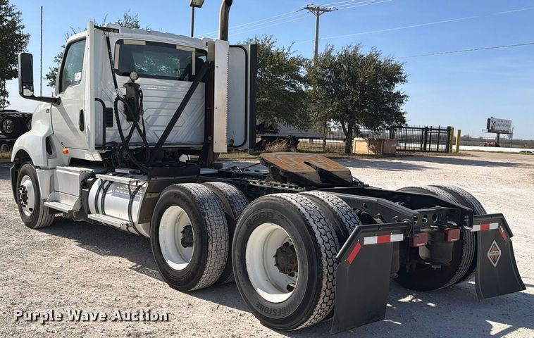 image for item ED5087 2019 International LT625 semi truck