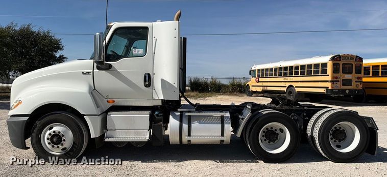 image for item ED5087 2019 International LT625 semi truck
