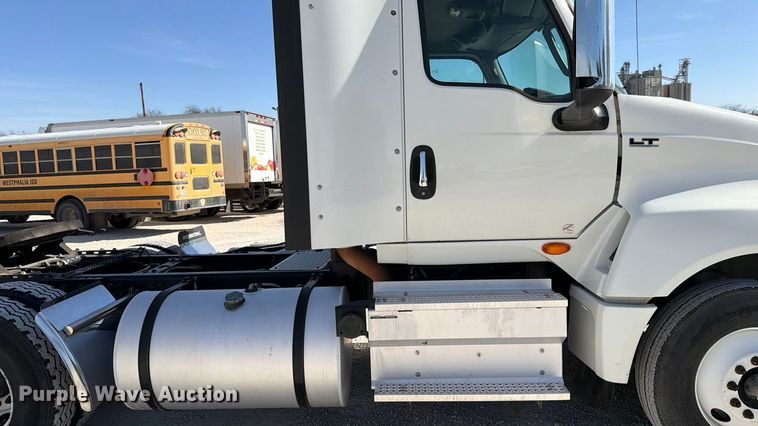 image for item ED5087 2019 International LT625 semi truck