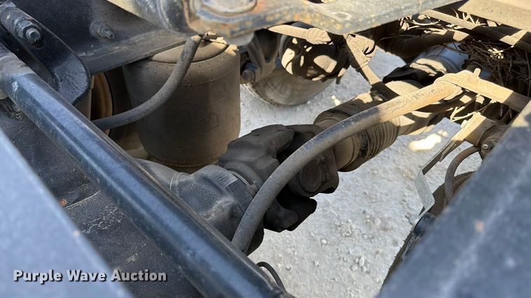 image for item ED5087 2019 International LT625 semi truck