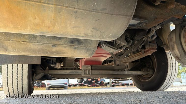 image for item ED5087 2019 International LT625 semi truck