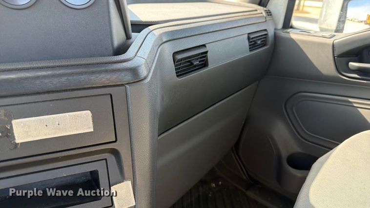 image for item ED5087 2019 International LT625 semi truck