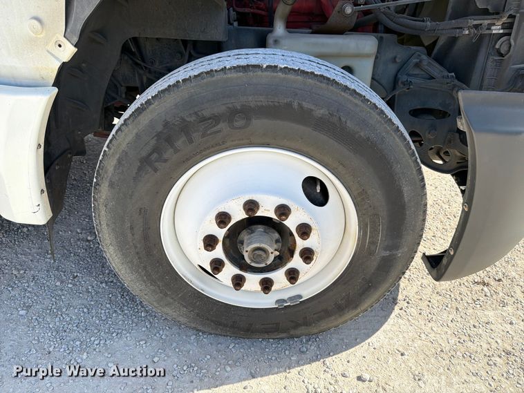 image for item ED5087 2019 International LT625 semi truck