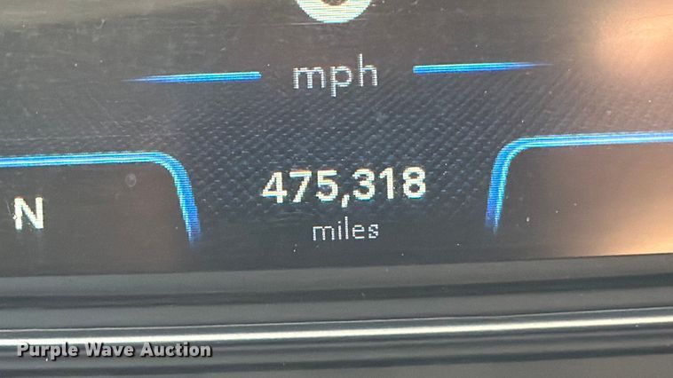 image for item ED5087 2019 International LT625 semi truck