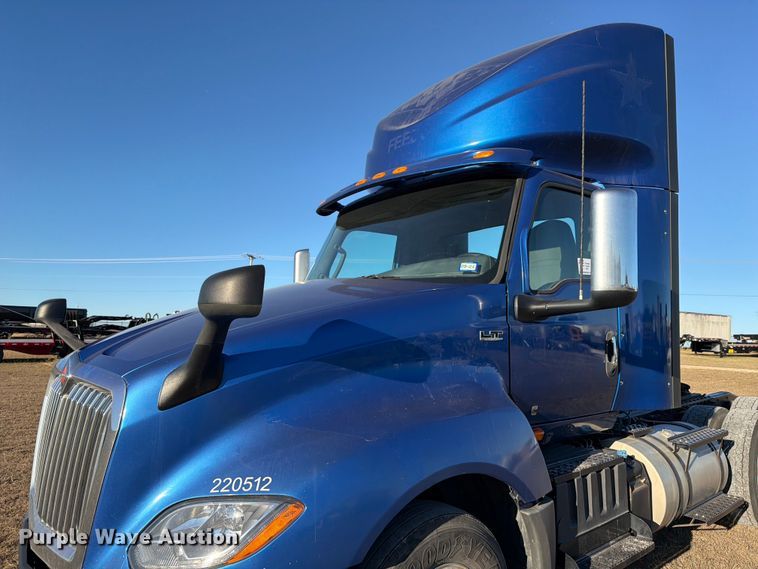 image for item ED5088 2020 International LT625 semi truck