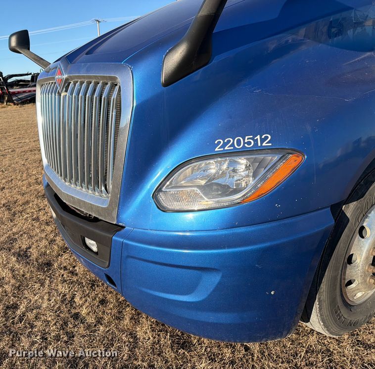 image for item ED5088 2020 International LT625 semi truck