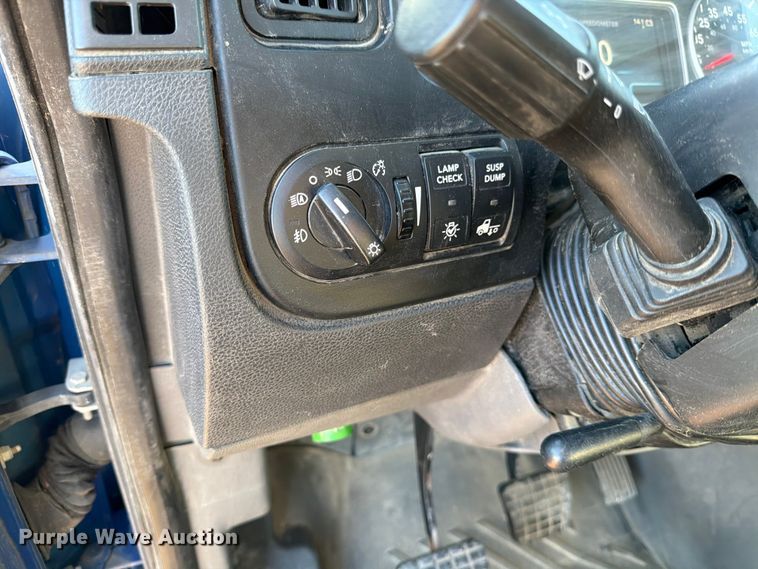 image for item ED5088 2020 International LT625 semi truck