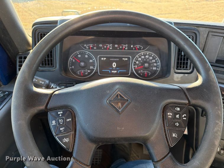 image for item ED5088 2020 International LT625 semi truck