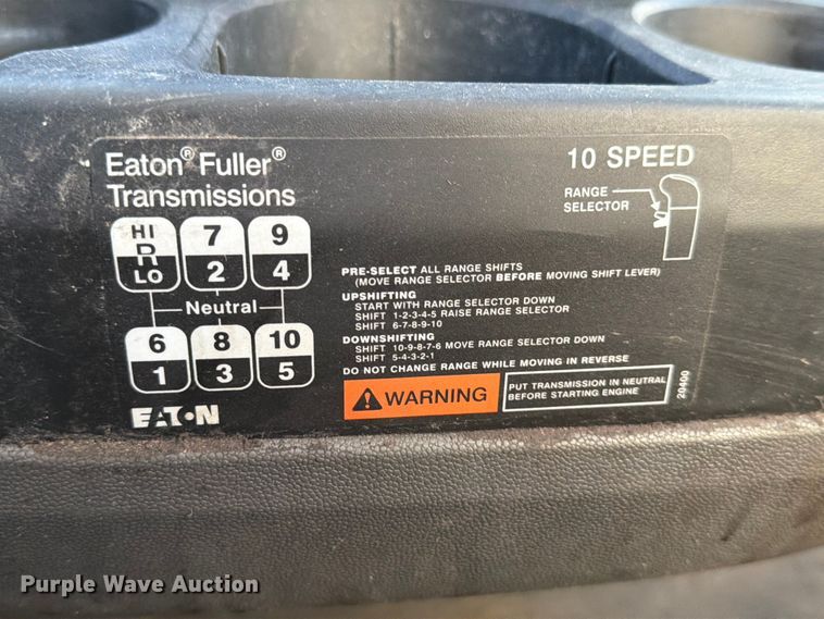 image for item ED5088 2020 International LT625 semi truck