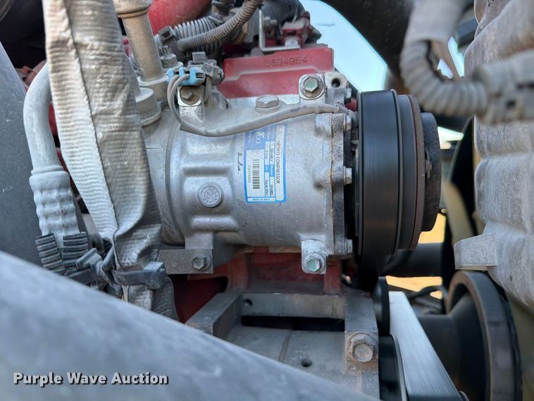 image for item ED5088 2020 International LT625 semi truck