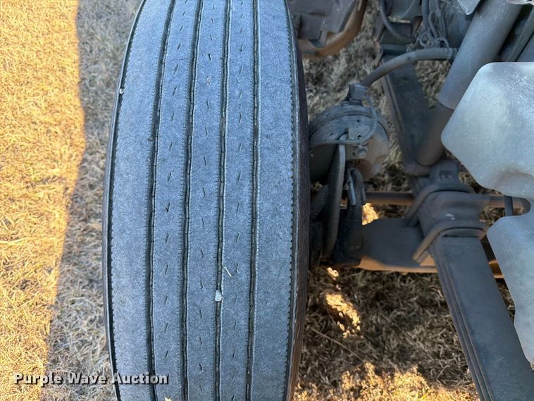 image for item ED5088 2020 International LT625 semi truck