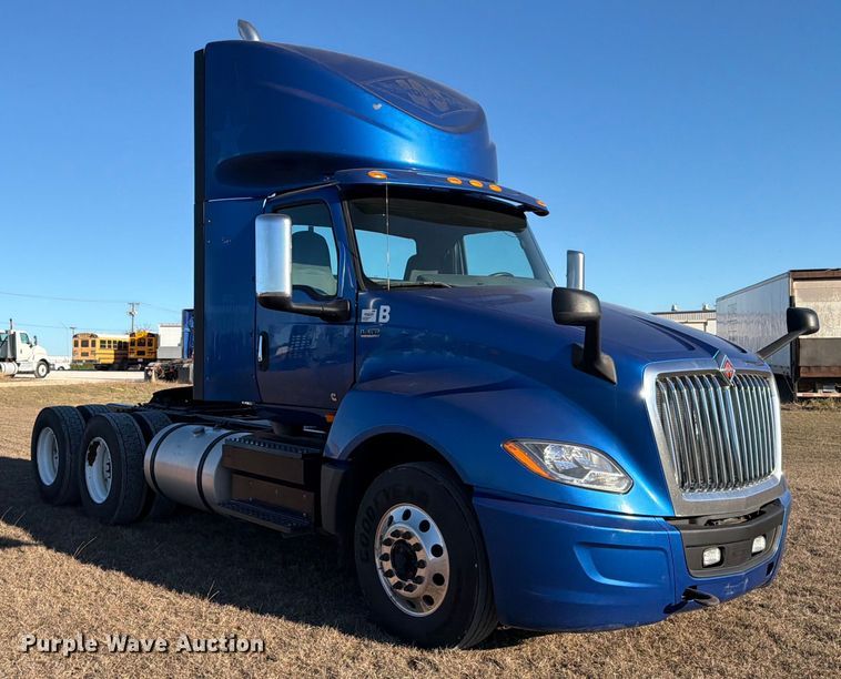 image for item ED5089 2020 International LT625 semi truck