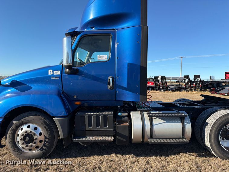 image for item ED5089 2020 International LT625 semi truck