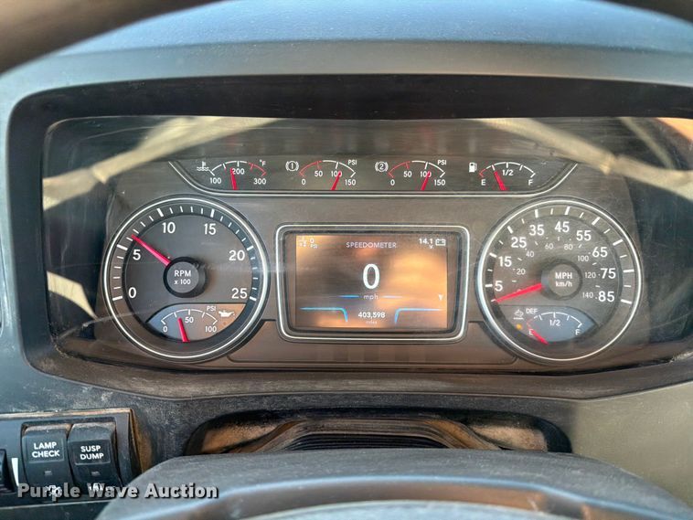 image for item ED5089 2020 International LT625 semi truck