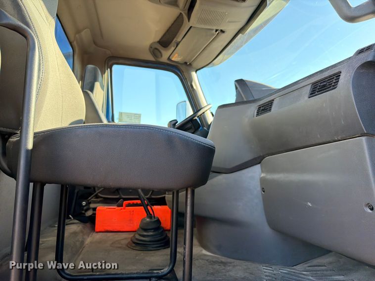 image for item ED5089 2020 International LT625 semi truck