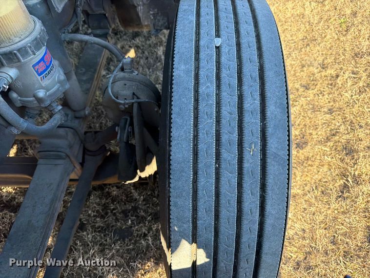 image for item ED5089 2020 International LT625 semi truck