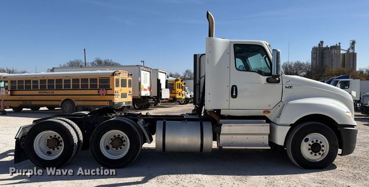image for item ED5091 2019 International LT625 semi truck