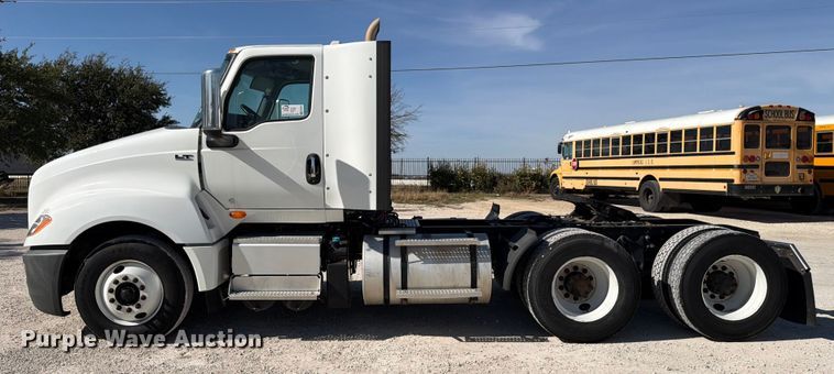 image for item ED5091 2019 International LT625 semi truck