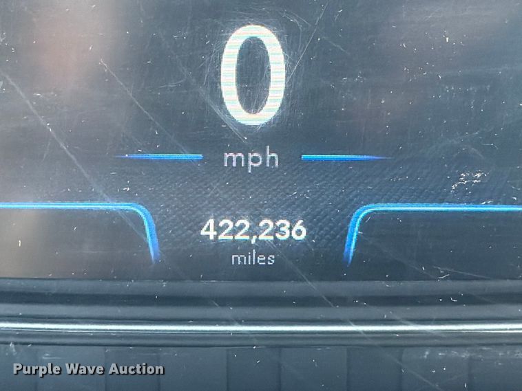 image for item ED5092 2020 International LT625 semi truck