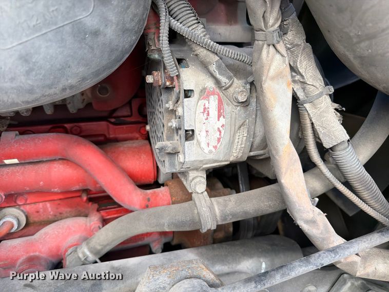 image for item ED5093 2018 International LT625 semi truck