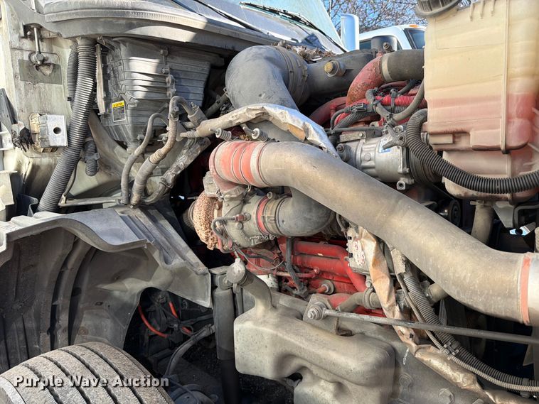 image for item ED5093 2018 International LT625 semi truck