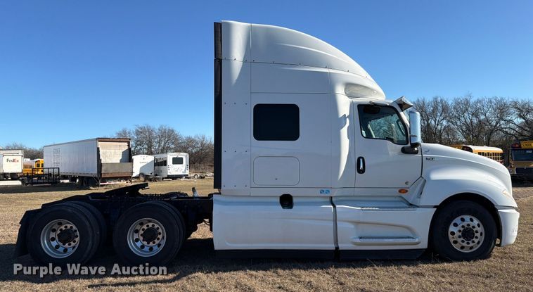 image for item ED5094 2019 International LT625 semi truck