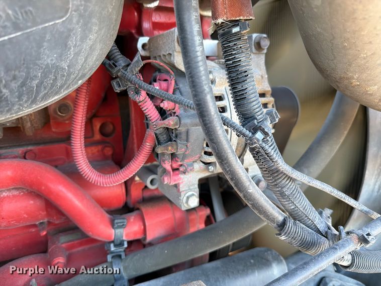 image for item ED5094 2019 International LT625 semi truck