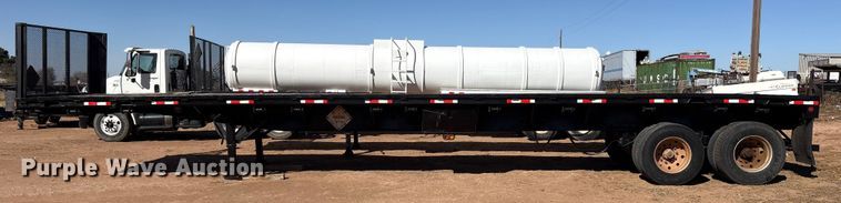 image for item EF6304 1999 Fountaine flatbed trailer