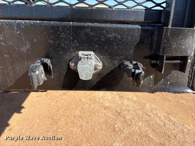 image for item EF6304 1999 Fountaine flatbed trailer