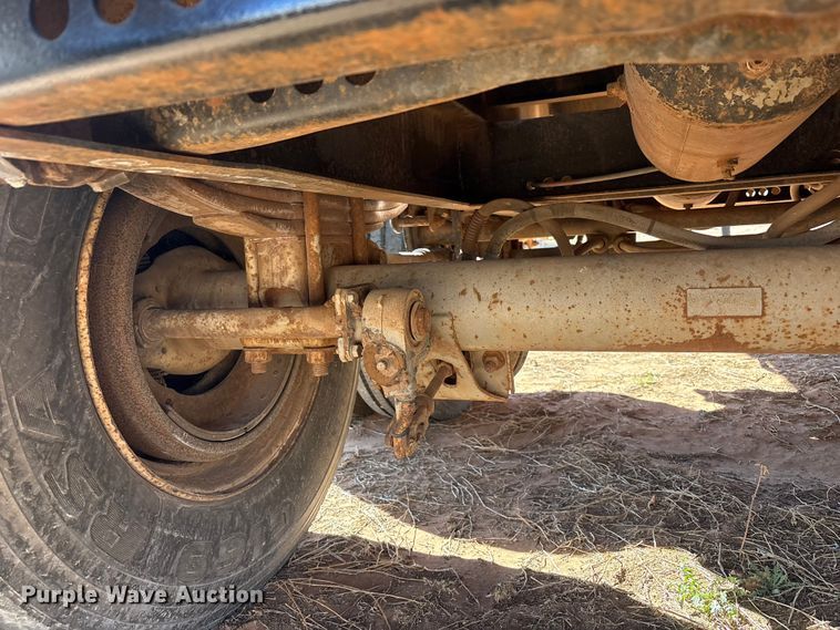 image for item EF6304 1999 Fountaine flatbed trailer