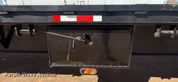 image for item EF6304 1999 Fountaine flatbed trailer