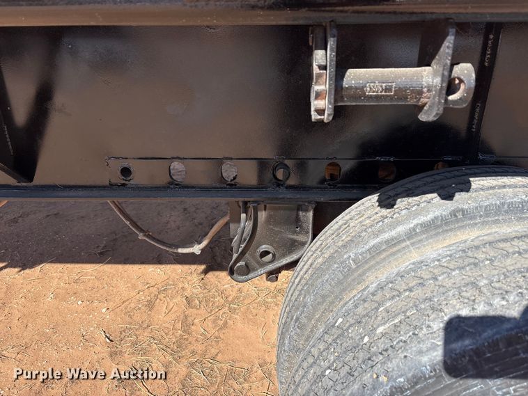 image for item EF6304 1999 Fountaine flatbed trailer