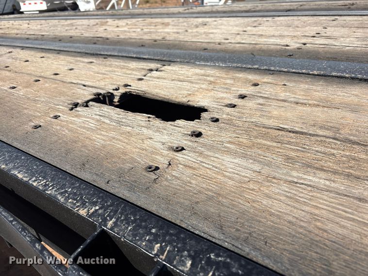 image for item EF6305 1987 Trailermobile flatbed trailer