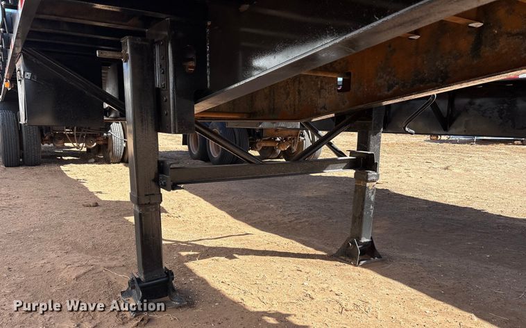 image for item EF6305 1987 Trailermobile flatbed trailer