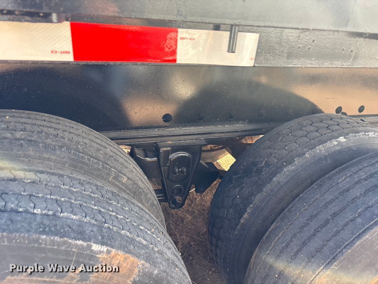 image for item EF6305 1987 Trailermobile flatbed trailer