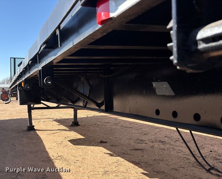 image for item EF6305 1987 Trailermobile flatbed trailer