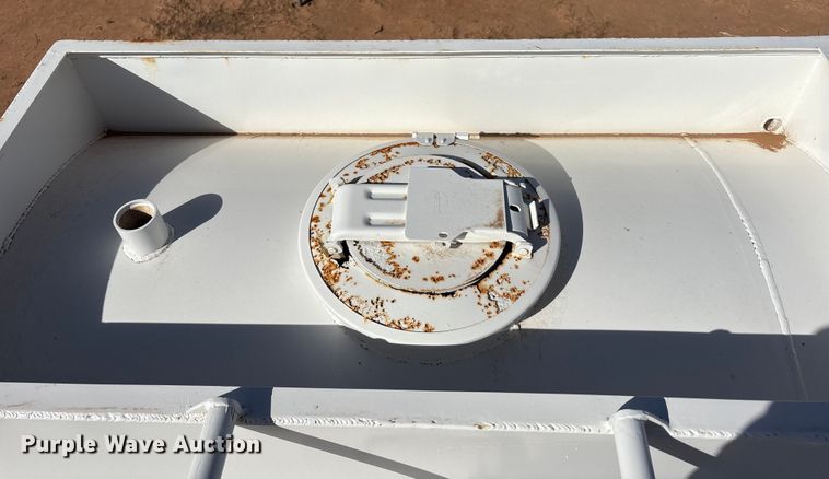 image for item EF6306 2007 Shop Built 130BBL vacuum trailer