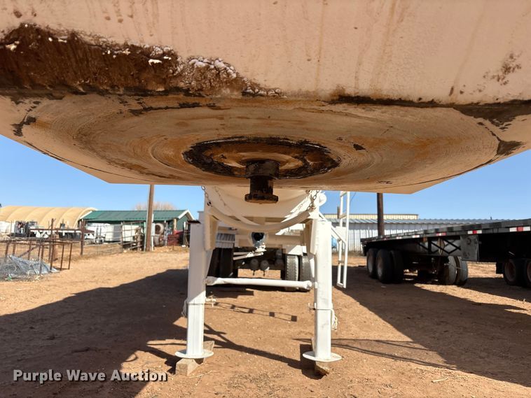 image for item EF6306 2007 Shop Built 130BBL vacuum trailer