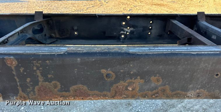 image for item EN0790 2007 International 4300 truck cab and chassis