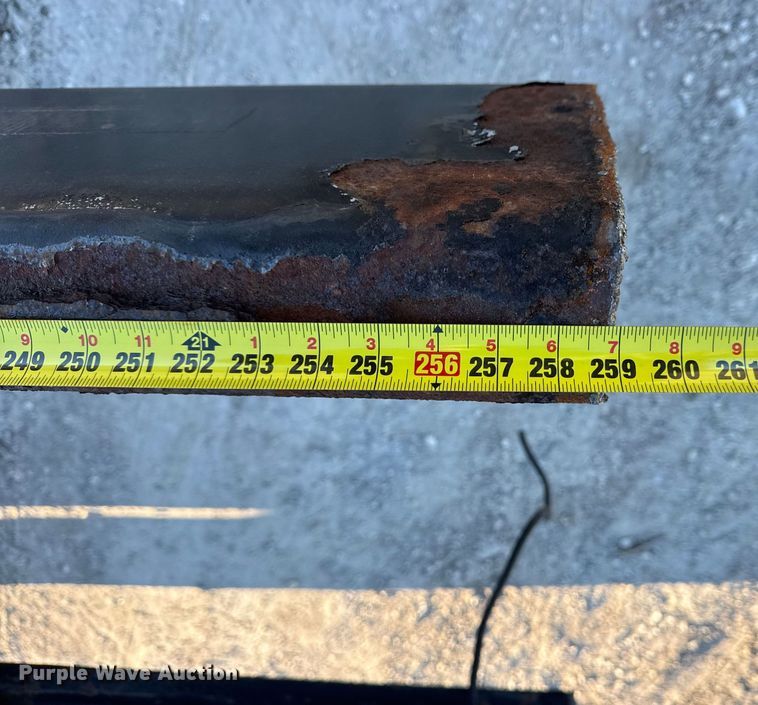 image for item EN0790 2007 International 4300 truck cab and chassis