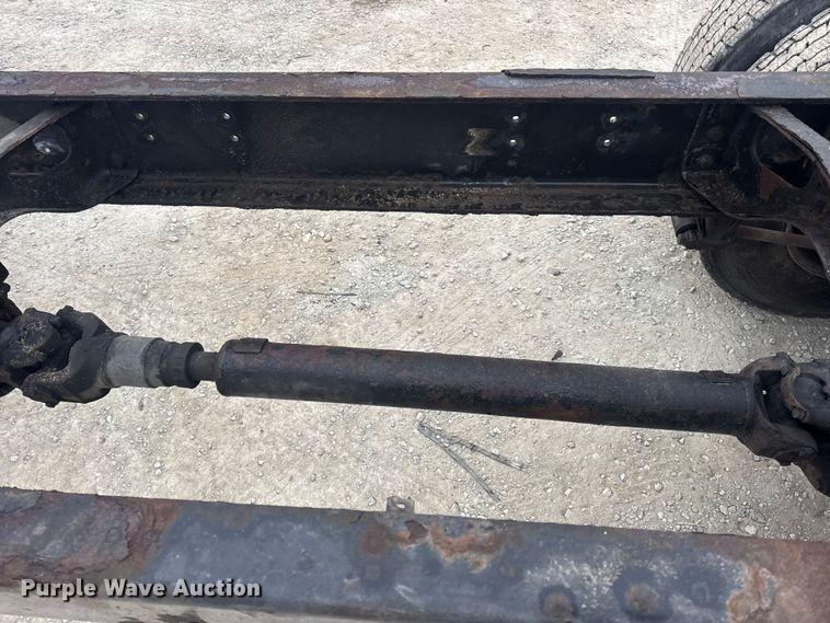 image for item EN0821 2013 International 4400 truck cab and chassis