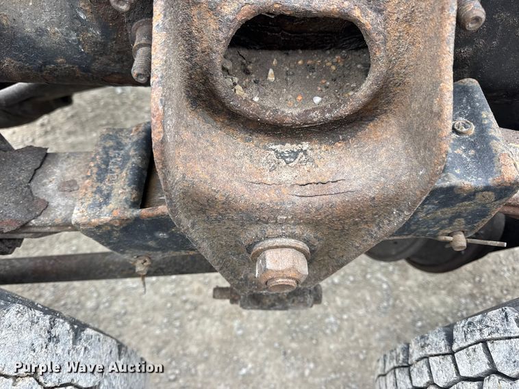 image for item EN0822 2009 International 4400 truck cab and chassis