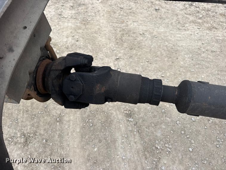 image for item EN0822 2009 International 4400 truck cab and chassis