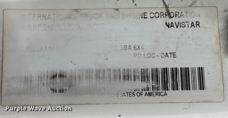 image for item EN0822 2009 International 4400 truck cab and chassis