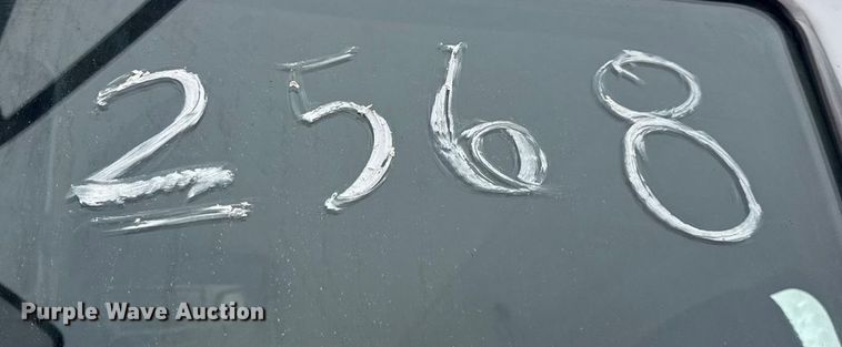 image for item EN0822 2009 International 4400 truck cab and chassis