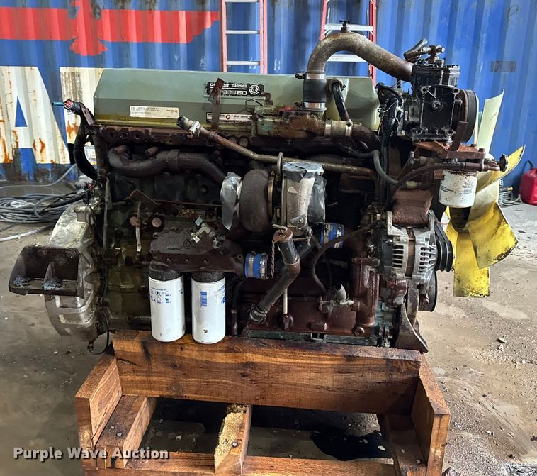 image for item EN0828 Detroit Diesel Series 60 engine
