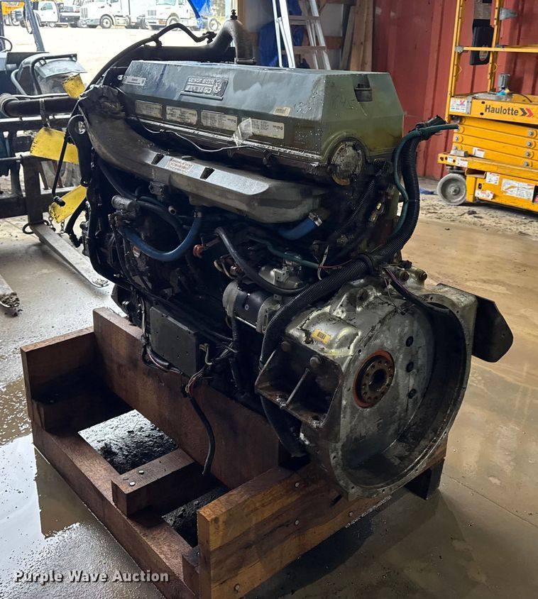 image for item EN0828 Detroit Diesel Series 60 engine